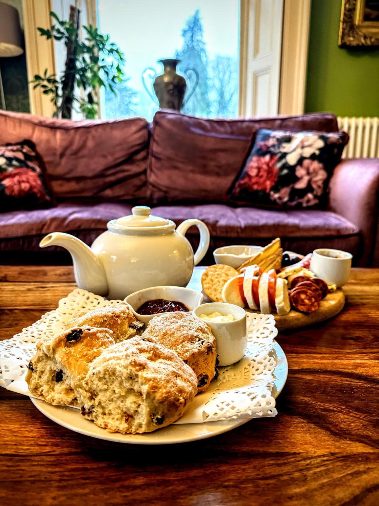 Clone Country House Aughrim Exterior foto Afternoon tea at the Old Vicarage, 2019
